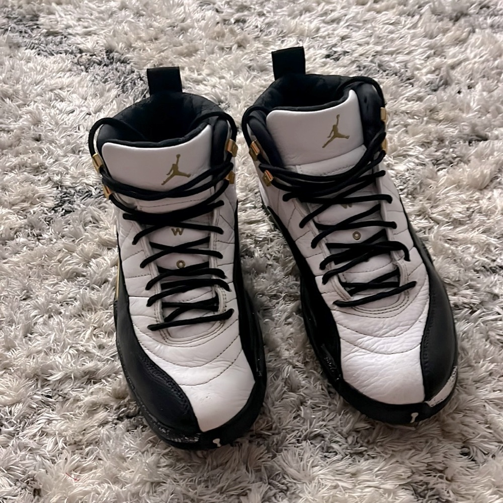 Jordan 12 royalty